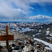 Summit of 4352 meters high Grays Peak with Torreys Peak on the right
